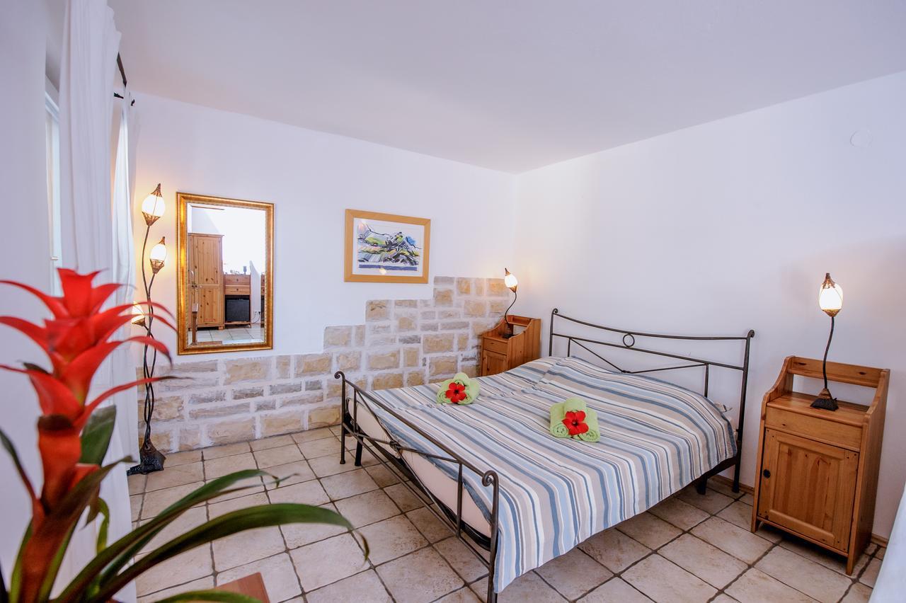 Hotel Skalinada Zavala Quarto foto